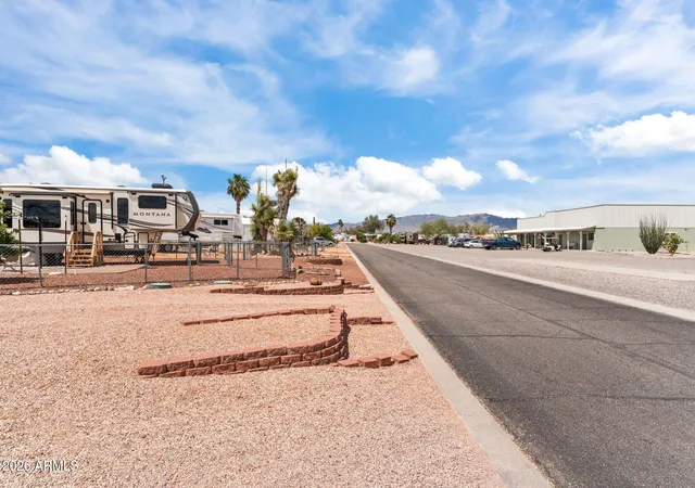 5th image of 30770 S Pioneer Pass Rd #393, Congress, AZ 85332 | MLS# 7025243