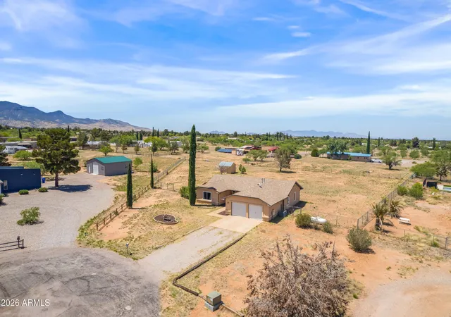 Photo 4 of Single family home for sale at 3623 E Toltec Ct, Sierra Vista, AZ 85650 | MLS# 7026203 | Listing updated on 2026-09-20