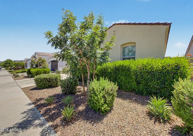 Photo 3 of Single family home for sale at 3983 W Serpentine Dr, San Tan Valley, AZ 85144 | MLS# 7024568 | Listing updated on 2026-09-17