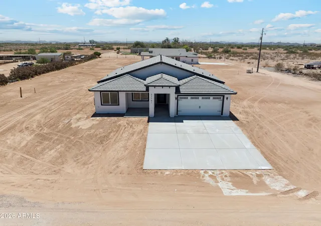 Homes for sale in Tonopah, AZ | 37761 W Montecito Ave, Tonopah, AZ 85354 | MLS# 7028034