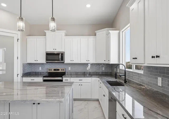 Homes for sale in Tonopah, AZ | 37761 W Montecito Ave, Tonopah, AZ 85354 | MLS# 7028034