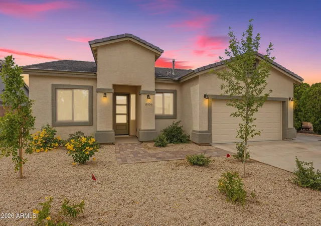 Homes for sale in Phoenix, AZ | 8006 W Whyman Ave, Phoenix, AZ 85043 | MLS# 7025406