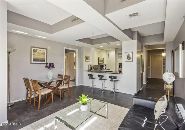 5th image of 7161 E Rancho Vista Dr #2008, Scottsdale, AZ 85251 | MLS# 7024909