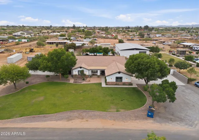 Homes for sale in San Tan Valley, AZ | 1251 E Loveland Ln, San Tan Valley, AZ 85140 | MLS# 7025252