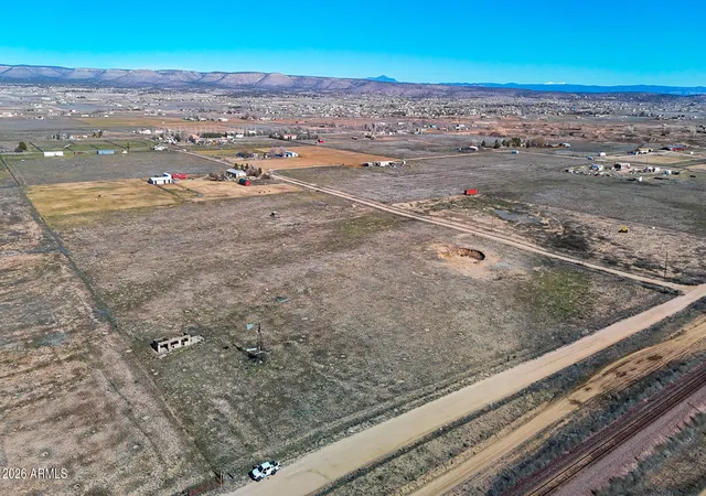 3rd image of 2300 W Santa Fe Lot D (25 Acres) Rd, Paulden, AZ 86334 | MLS# 7025023