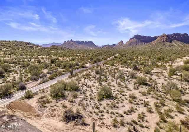 4th image of 28482 N Bison Ln, San Tan Valley, AZ 85144 | MLS# 7026766