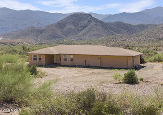 Photo 1 of Single family home for sale at 17200 S Dripping Springs Rd, Mayer, AZ 86333 | MLS# 7025924 | Listing updated on 2026-08-22