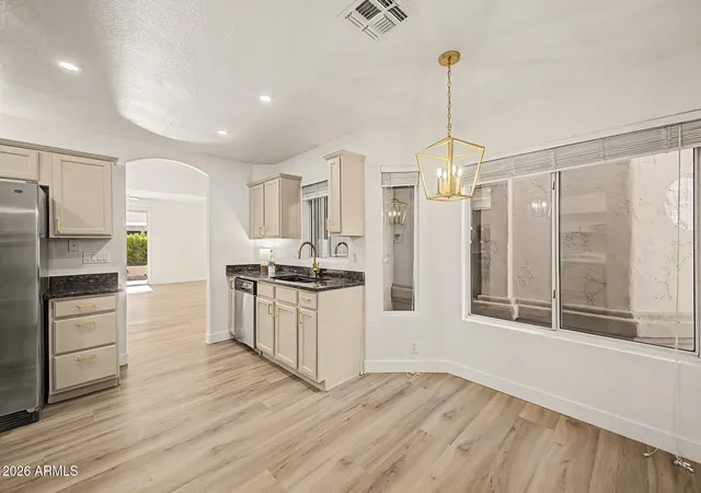 4th image of 19420 N 83Rd Dr, Peoria, AZ 85382 | MLS# 7026034