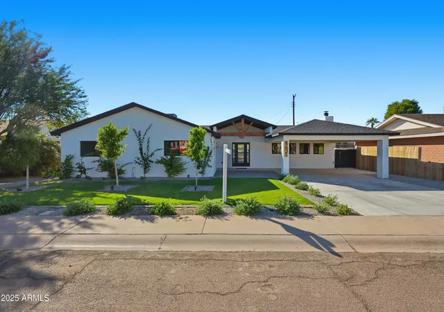 Photo 3 of Single family home for sale at 8631 E Thomas Rd, Scottsdale, AZ 85251 | MLS# 7025529 | Listing updated on 2026-09-17