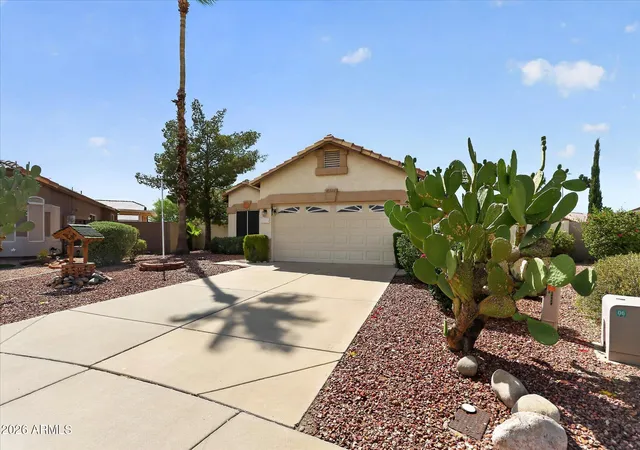 Homes for sale in Peoria, AZ | 10328 W Burnett Rd, Peoria, AZ 85382 | MLS# 7036503