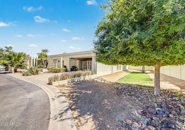 2nd image of 4303 E Fairmount Ave, Phoenix, AZ 85018 | MLS# 7025743