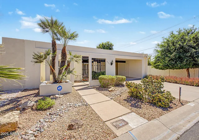 5th image of 4303 E Fairmount Ave, Phoenix, AZ 85018 | MLS# 7025743