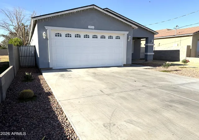 3rd image of 1924 W Lawrence Rd, Phoenix, AZ 85015 | MLS# 7025989