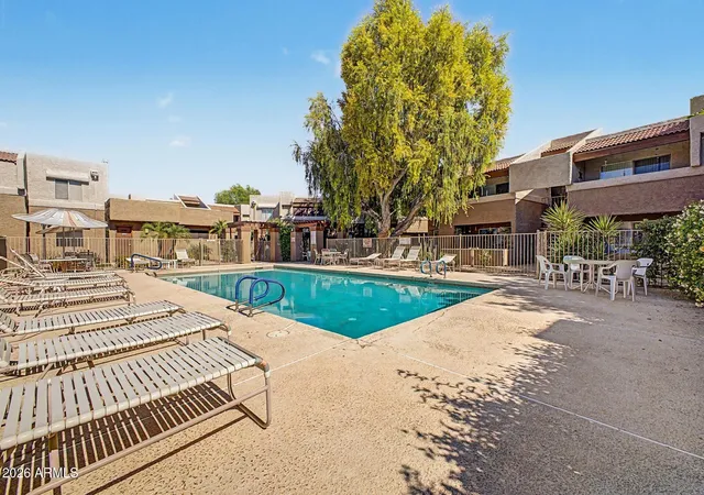 Homes for sale in Phoenix, AZ | 4554 E Paradise Village Pkwy #156, Phoenix, AZ 85032 | MLS# 7027591