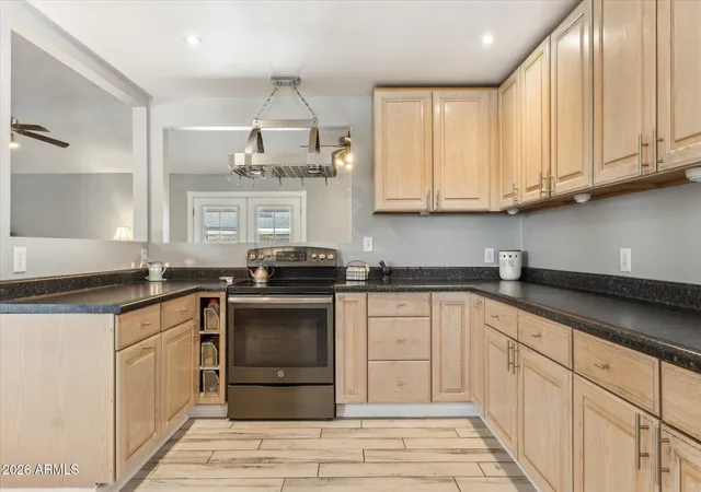 4th image of 9716 N 55Th Ave, Glendale, AZ 85302 | MLS# 7025953
