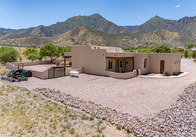 Homes for sale in Hereford, AZ | 5456 E Pioneer Ln, Hereford, AZ 85615 | MLS# 7026111