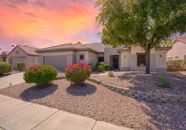 Photo 3 of Single family home for sale at 15872 W Laurel Cyn Ct, Surprise, AZ 85374 | MLS# 7037908 | Listing updated on 2026-09-12
