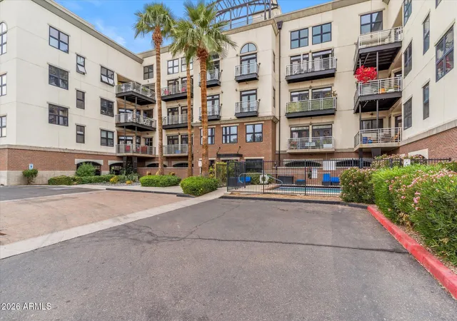 Homes for sale in Phoenix, AZ | 914 E Osborn Rd #202, Phoenix, AZ 85014 | MLS# 7026955