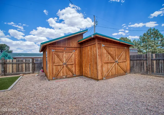 Homes for sale in Overgaard, AZ | 2210 Sitgreaves Dr, Overgaard, AZ 85933 | MLS# 7027903