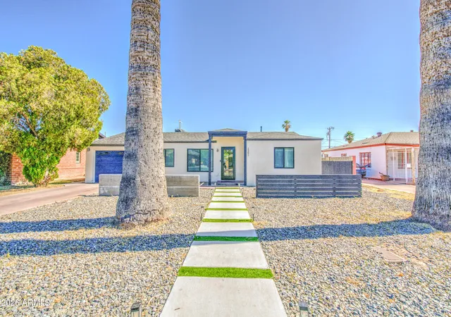3rd image of 1261 E Cambridge Ave, Phoenix, AZ 85006 | MLS# 7030025