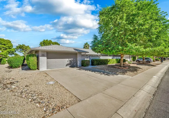 Homes for sale in Sun City West, AZ | 13014 W Desert Glen Dr, Sun City West, AZ 85375 | MLS# 7026295