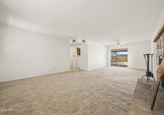 Photo 4 of Sale Pending at 9438 N 16th Place, Phoenix, AZ 85020 | MLS# 7026440 | Listing updated on 2026-07-30