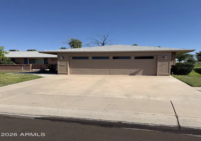 Photo 2 of Townhouse for sale at 9936 W Mountain View Rd, Sun City, AZ 85351 | MLS# 7027407 | Listing updated on 2026-08-11