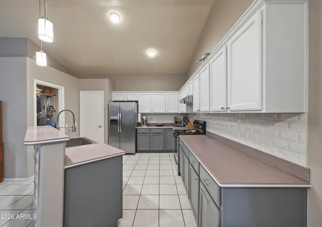 Photo 4 of Single family home for sale at 780 S Pineview Dr, Chandler, AZ 85226 | MLS# 7026525 | Listing updated on 2026-09-16