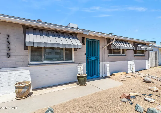 Photo 4 of Sale Pending at 7538 E Kimsey Ln, Scottsdale, AZ 85257 | MLS# 7027176 | Listing updated on 2026-07-12