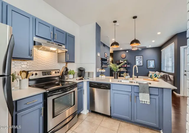 Photo 3 of Townhouse for sale at 3302 N 7th Street #249, Phoenix, AZ 85014 | MLS# 7037422 | Listing updated on 2026-09-15