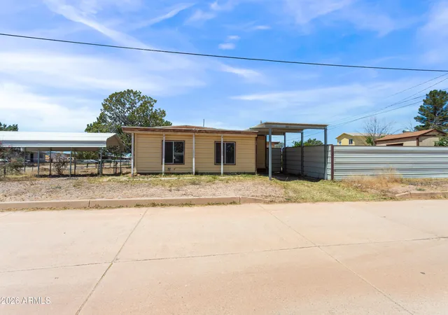Homes for sale in Huachuca City, AZ | 127 E Apache St, Huachuca City, AZ 85616 | MLS# 7027412