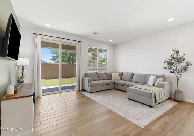 Photo 4 of Single family home for sale at 25511 N 143rd Drive, Surprise, AZ 85387 | MLS# 7027094 | Listing updated on 2026-10-09