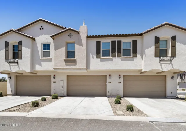 Photo 4 of Townhouse for sale at 778 S Olympic Dr, Gilbert, AZ 85296 | MLS# 7027228 | Listing updated on 2026-08-28