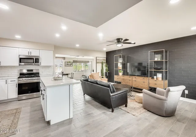 1st image of 10801 W El Dorado Dr, Sun City, AZ 85351 | MLS# 7028320