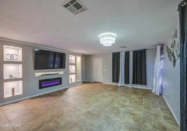 Photo 4 of Single family home for sale at 10817 W Pierson St, Phoenix, AZ 85037 | MLS# 7027220 | Listing updated on 2026-08-11