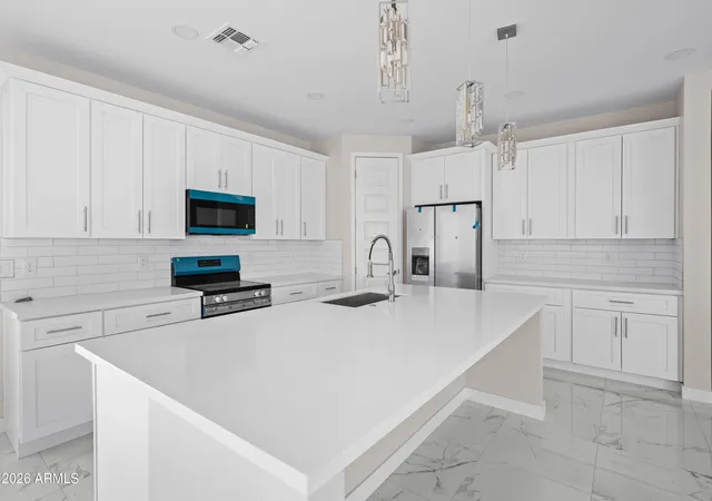 Photo 4 of Single family home for sale at 2228 S Hassayampa Rd, Tonopah, AZ 85354 | MLS# 7027372 | Listing updated on 2026-09-11