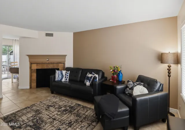 2nd image of 1402 E Osborn Rd #2, Phoenix, AZ 85014 | MLS# 7029694