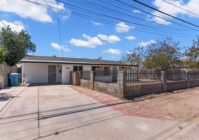 Photo 2 of Single family home for sale at 2133 W Colter St, Phoenix, AZ 85015 | MLS# 7032056 | Listing updated on 2026-08-19