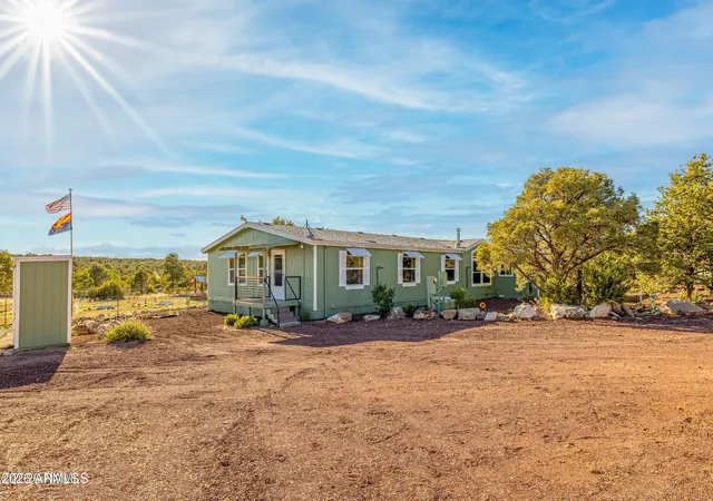 Homes for sale in Williams, AZ | 13626 N Ravenwood Rd N, Williams, AZ 86046 | MLS# 7042449