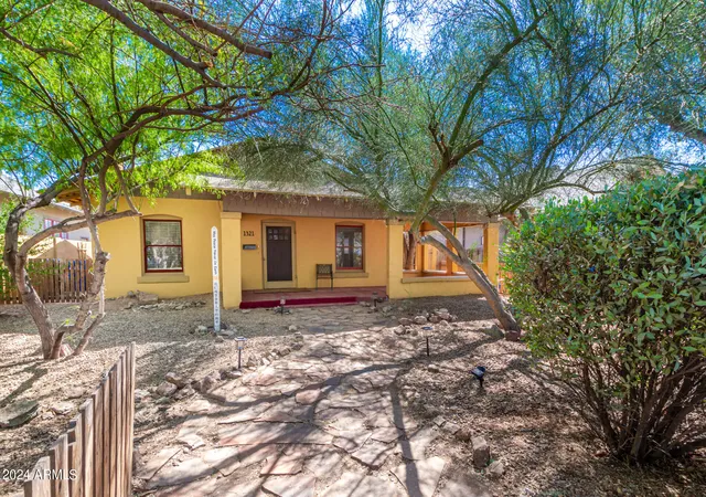 Homes for sale in Phoenix, AZ | 1321 W Woodland Ave, Phoenix, AZ 85007 | MLS# 7028240