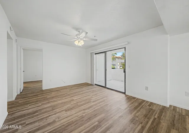 Listing Photo 4 - Condo for sale in building located at 9990 N Scottsdale Rd, Scottsdale, AZ 85253 - Unit #1015