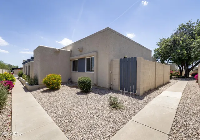 4th image of 704 S Lebanon Ln, Tempe, AZ 85288 | MLS# 7030428