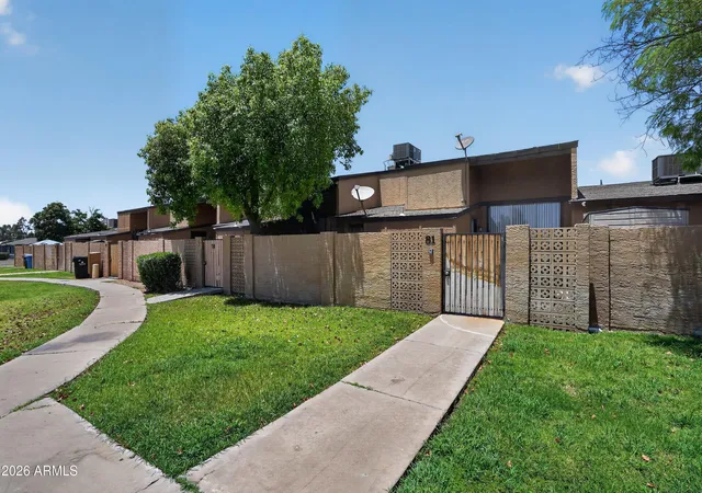 Townhouse for sale at 3646 N 67th Avenue #81, Phoenix, AZ 85033 | MLS# 7065719