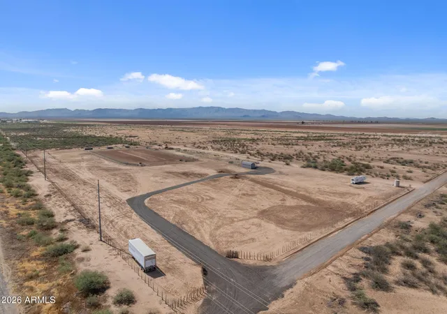 Homes for sale in Aguila, AZ | 50128 W Us Hwy 60 Hwy, Aguila, AZ 85320 | MLS# 7027615