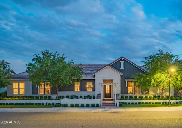 1st image of 11873 N San Clemente St, Surprise, AZ 85388 | MLS# 7042361