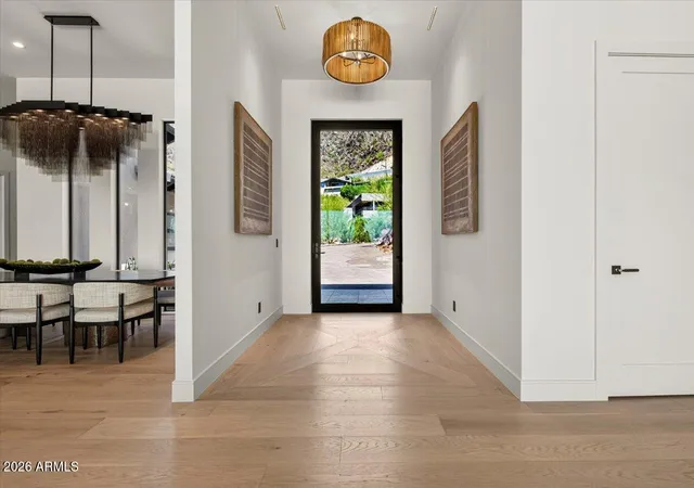Photo 3 of Single family home for sale at 7347 N Red Ledge Dr, Paradise Valley, AZ 85253 | MLS# 7062395 | Listing updated on 2026-09-26