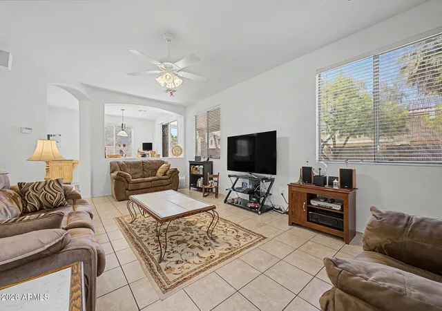 Photo 3 of Single family home for sale at 460 W Ebony Way, Chandler, AZ 85248 | MLS# 7034091 | Listing updated on 2026-09-17