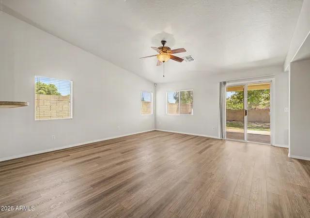 5th image of 3661 E Thunderheart Trl, Gilbert, AZ 85297 | MLS# 7036654