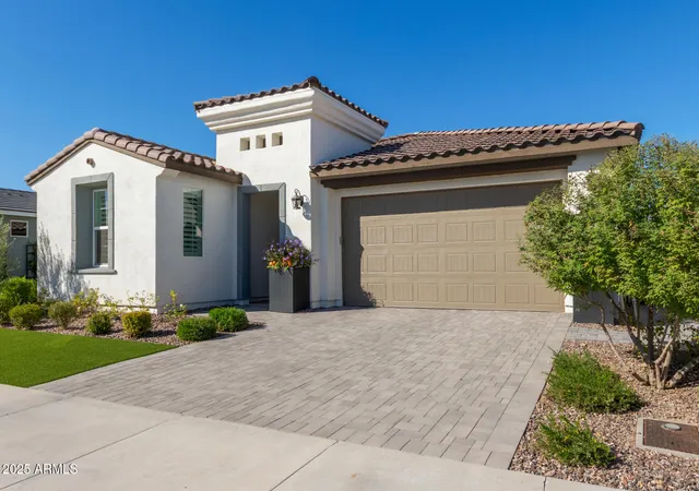 Photo 2 of Sale Pending at 17400 W Auburn St, Surprise, AZ 85388 | MLS# 7027976 | Listing updated on 2026-09-17
