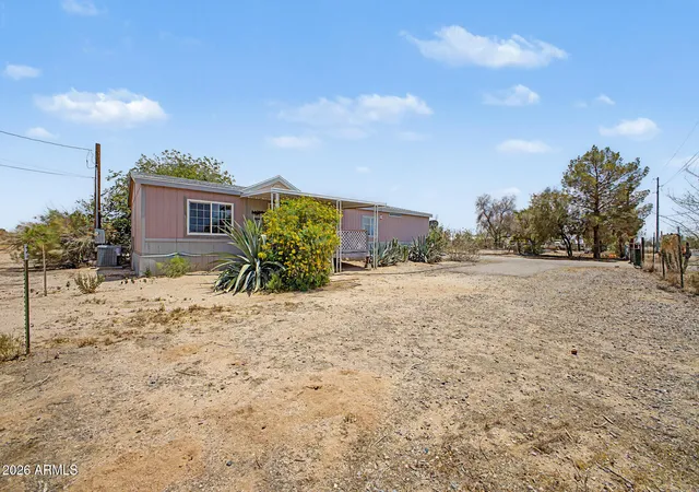 Photo 3 of Manufactured home for sale at 8595 N Palo Verde Rd, Florence, AZ 85132 | MLS# 7028204 | Listing updated on 2026-07-21